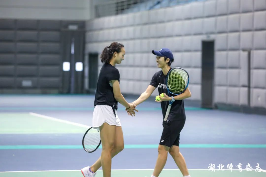 能够娱乐自 能够娱乐自