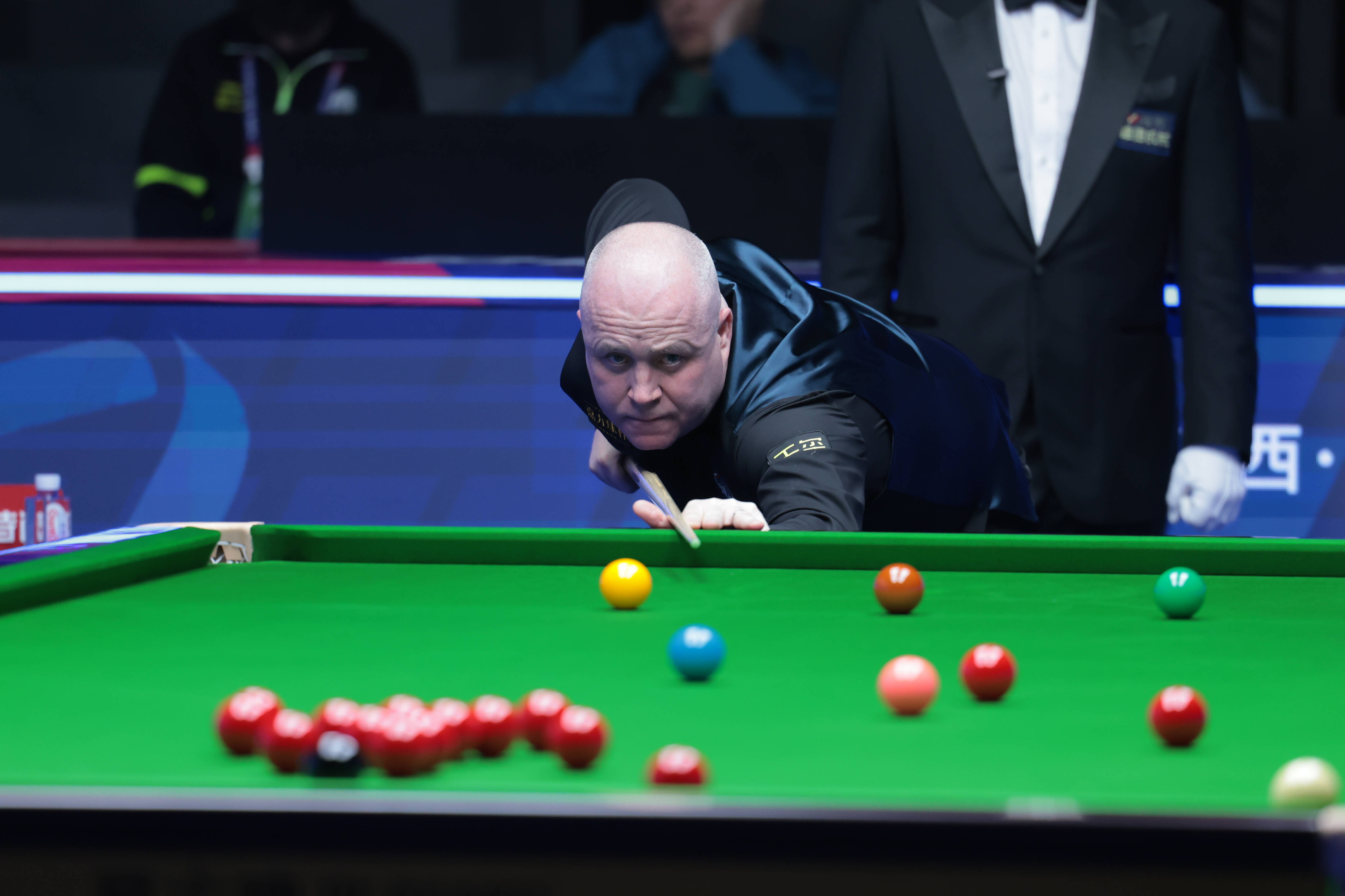 中就显得尤 中就显得尤