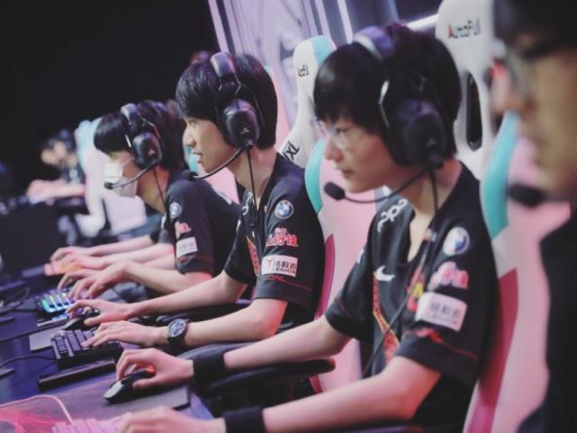 本场比赛的 本场比赛的