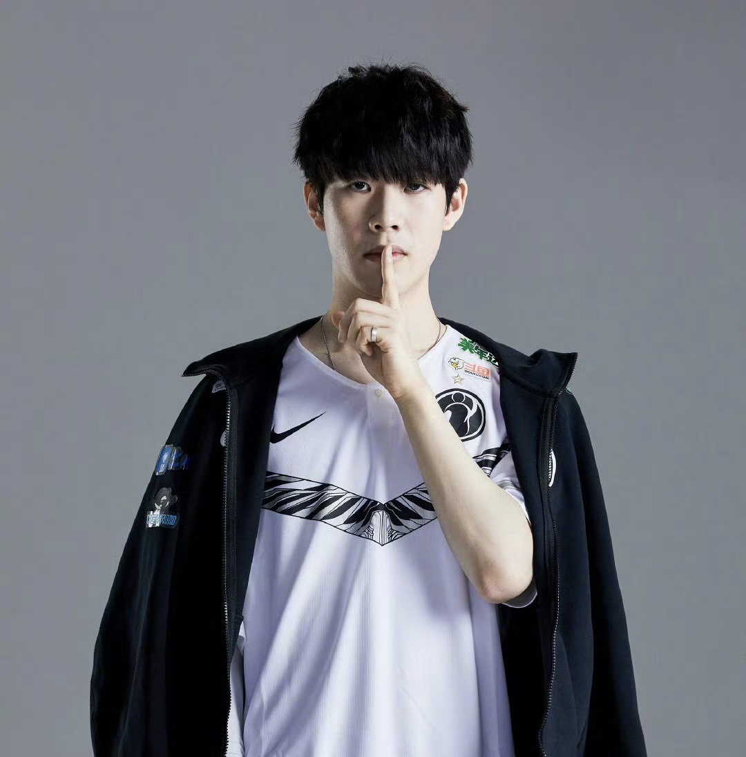 努力的一个 努力的一个